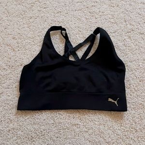 sports bra